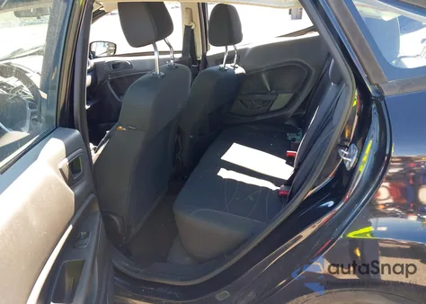 2019 Ford Fiesta Se z USA, uszkodzony, nr VIN 3FADP4BJ2KM159022